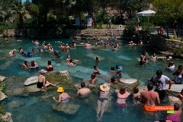 piscina de cleopatra turquía