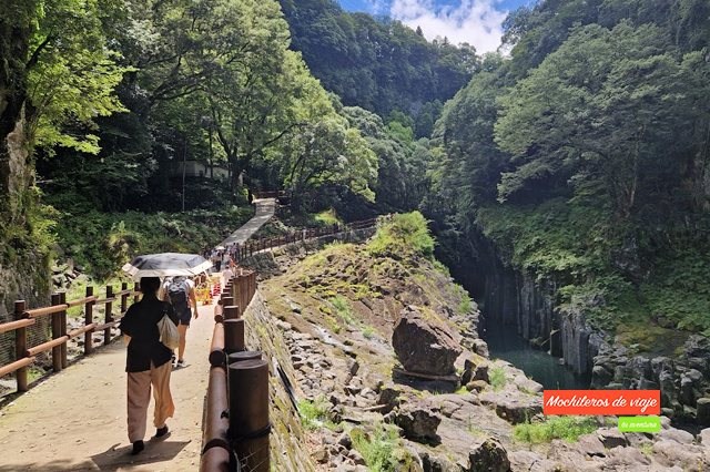 de camino a la garganta de takachiko